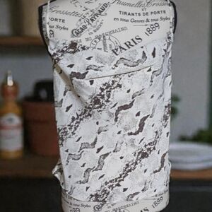 Le Lis Black and White Patterned Fabric